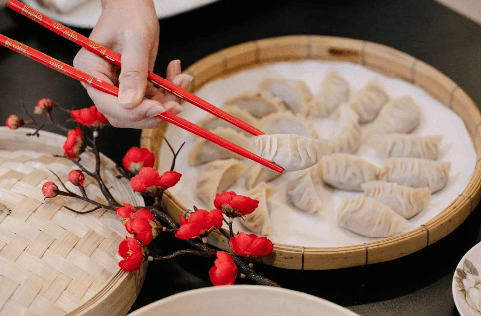 The Ultimate Foodie Travel Guide: Where to Eat the Best